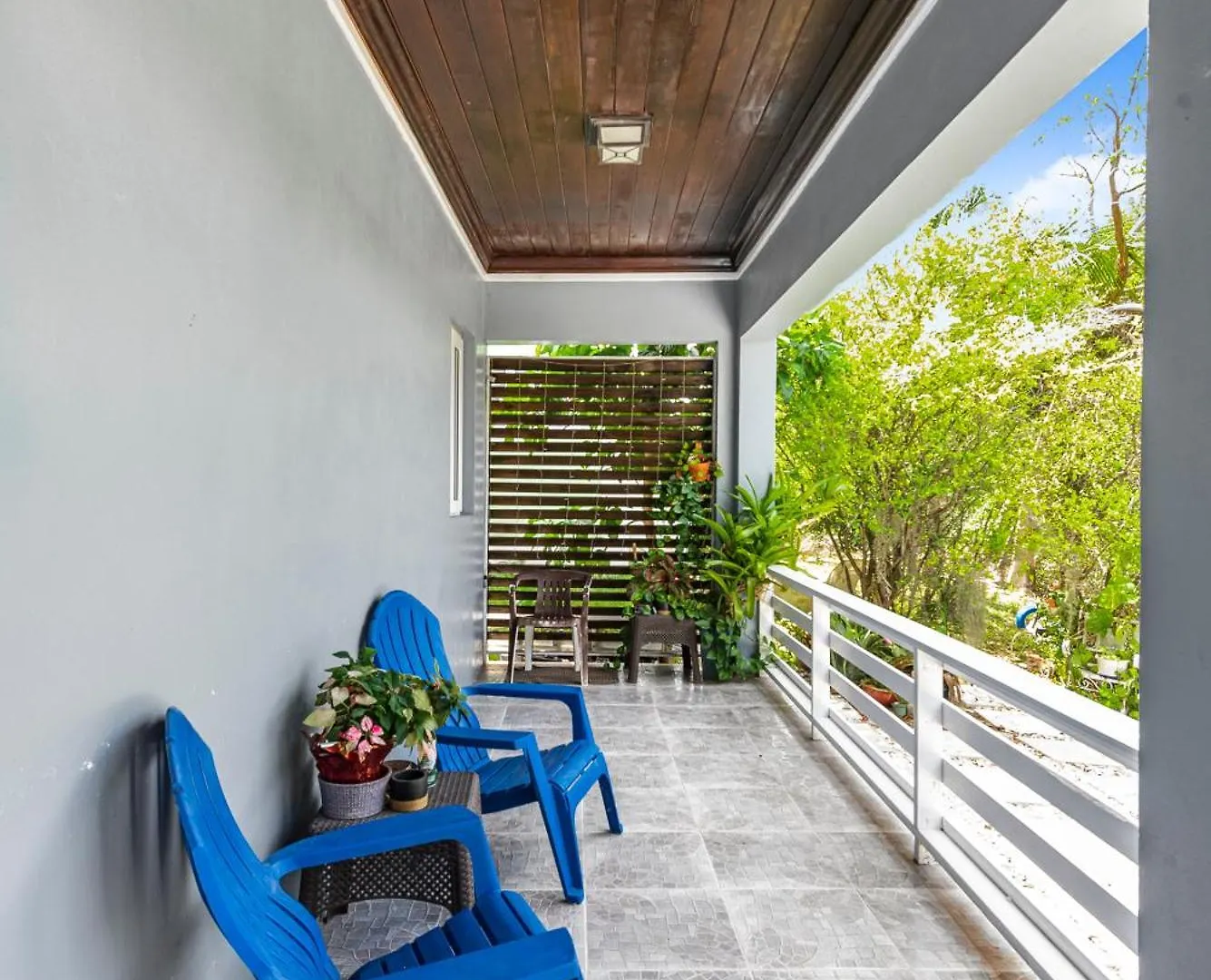 5Min Walk From Love Beach A Spacious Home In 나사우 바하마